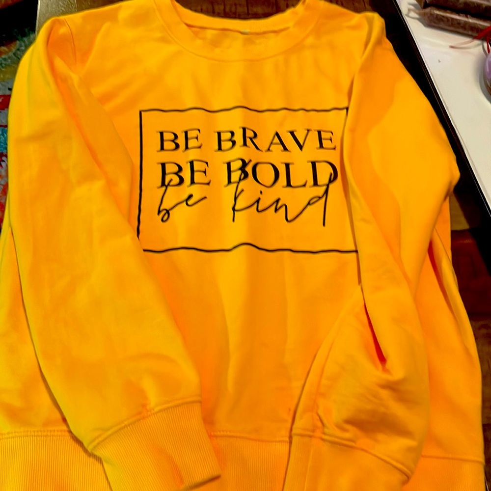Gold/yellow small sweatshirt.